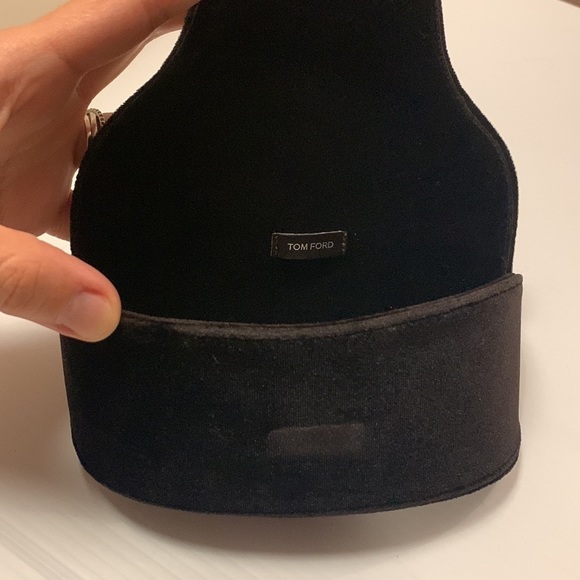 TOM Ford Sun Glass Case Velvet Black No Stains or Rips - Picture 4 of 4